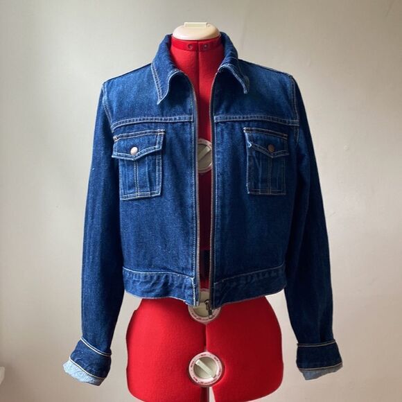 90s Levi's Dark Wash Cropped Jean Jacket - Picture 11 of 16